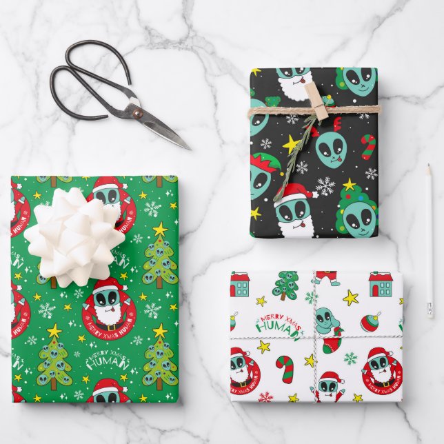 Feuille De Papier Cadeau motif de Noël alien (Recto)