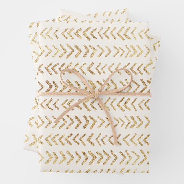 Feuille De Papier Cadeau Motif Flèche or Faux (En situation)