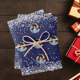 Feuille De Papier Cadeau Noël bleu marine en argent photo confetti