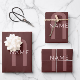 Feuille De Papier Cadeau Nom Monogramme d'apparence moderne Rouge marron