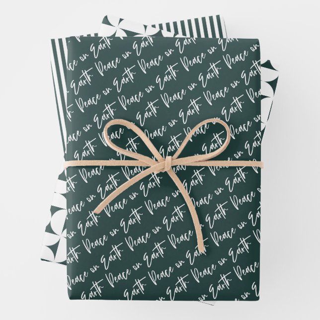 Feuille De Papier Cadeau Paix sur Terre Noël vert (En situation)