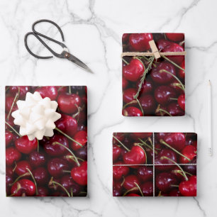 Feuille De Papier Cadeau Photo Fraîche Cerises Rouges
