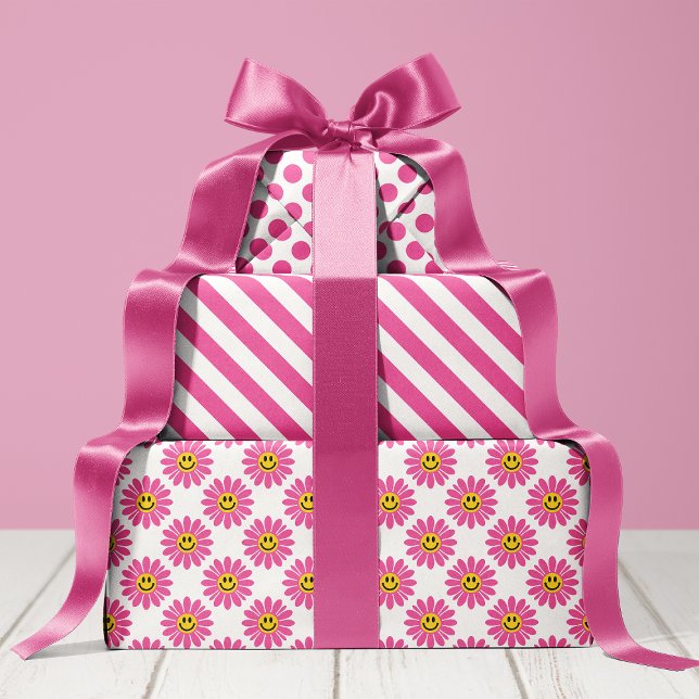 Feuille De Papier Cadeau Pink Daisy Floral Stripes Polka Dot (Créateur téléchargé)