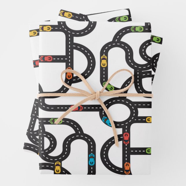Feuille De Papier Cadeau Piste de course Garçons Anniversaire Blanc (En situation)
