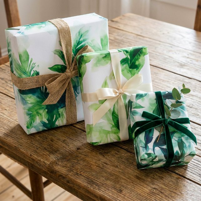 Feuille De Papier Cadeau Plante de la maison botanique verte tropicale (Tropical leafy green botanical house plant wrapping paper sheets.)