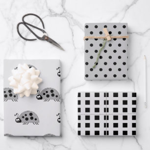 Feuille De Papier Cadeau Pots et carrés gris et noirs