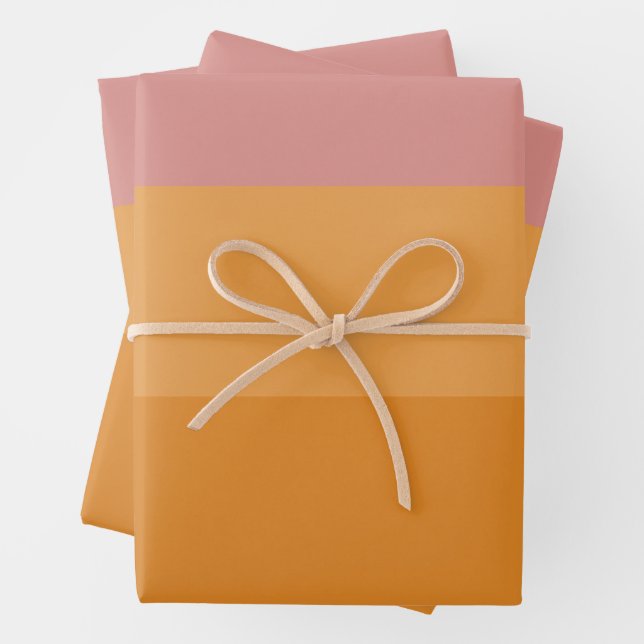 Feuille De Papier Cadeau Rayures de coucher de soleil (En situation)
