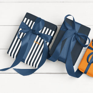 Feuille De Papier Cadeau Rayures Navy   Monogramme du gentleman moderne