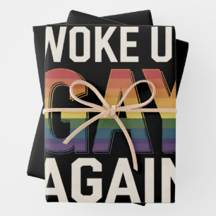 Feuille De Papier Cadeau Réveillez Gay encore drôle LGBTQ Pride Ally Rainbo