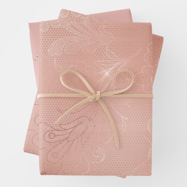 Feuille De Papier Cadeau Rose chic Mariage en dentelle or (En situation)