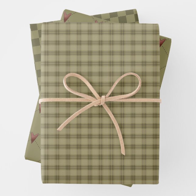 Feuille De Papier Cadeau Rustic Country Homespun et Coeurs (En situation)