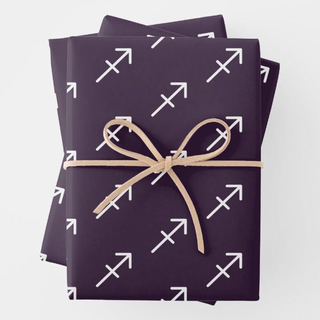 Feuille De Papier Cadeau Sagittaire pourpre (En situation)