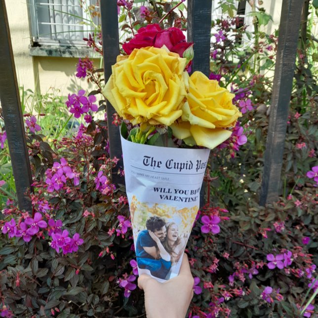 Feuille De Papier Cadeau Serez-Vous Mon Journal Valentin Notre Histoire D'A (Will You Be My Valentine Newspaper Our Love Story Wrapping Paper Sheets)