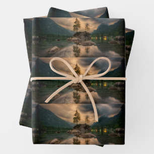 Feuille De Papier Cadeau Soirée Lac Mountain Photographie modélisée