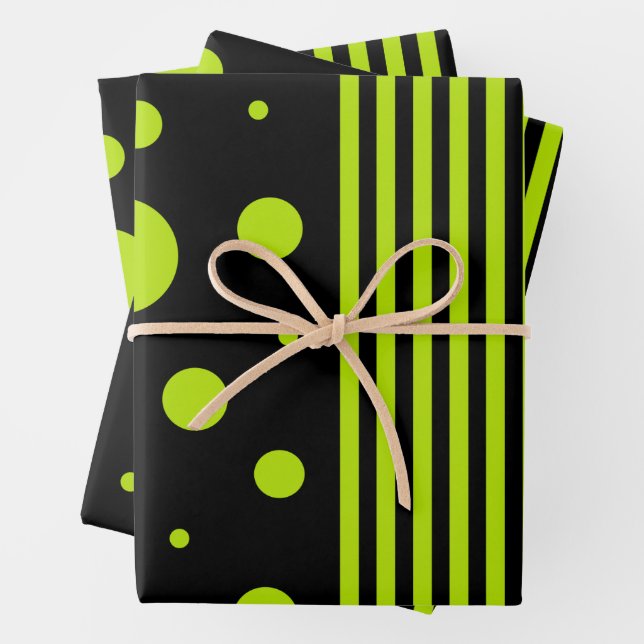 Feuille De Papier Cadeau Spots et rayures - Lime vert (En situation)