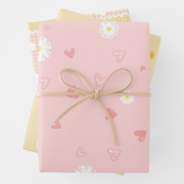 Feuille De Papier Cadeau Spring Pastel Floral & Hearts (En situation)