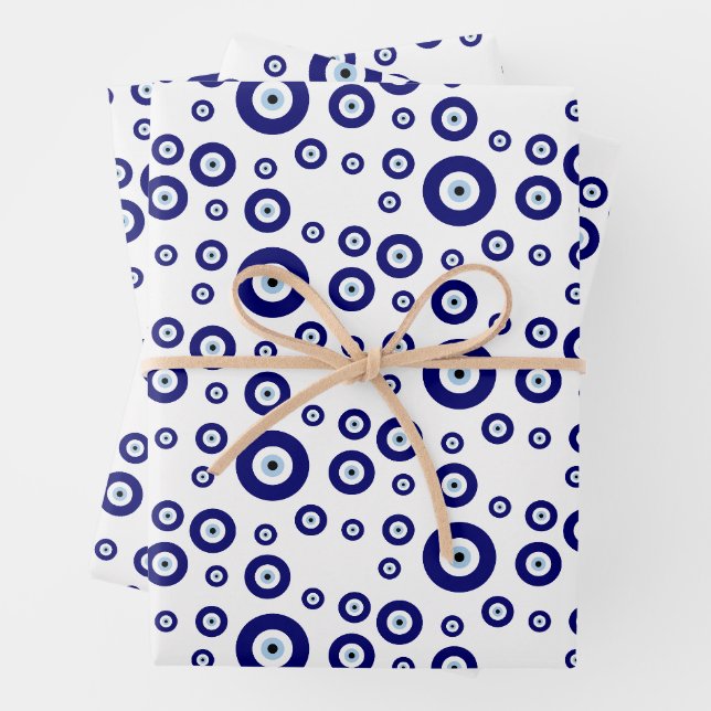 Feuille De Papier Cadeau Symbole de protection et de bonne chance (En situation)