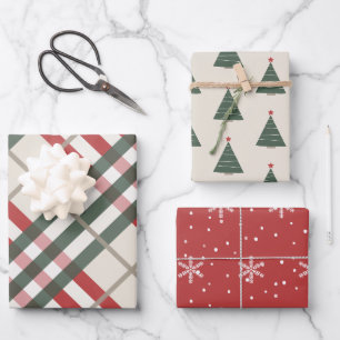 Feuille De Papier Cadeau Tartan et sapin de Noël