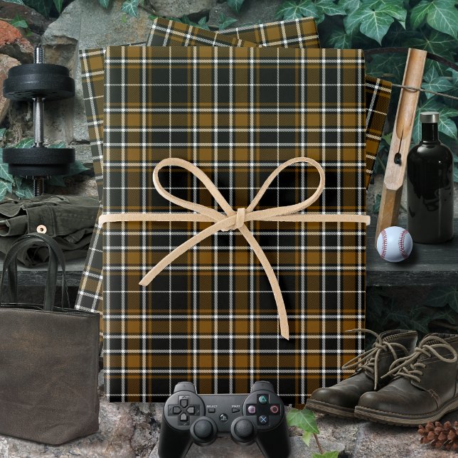 Feuille De Papier Cadeau Tartan - Miel Noir-Profond Brown blanc (Tartan - Black-Deep Honey Brown-Off White Wrapping Paper Sheets by Leapfroglisics Shop)