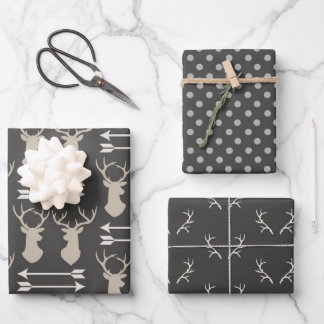 Feuille De Papier Cadeau Têtes de cerf et bois noirs et gris