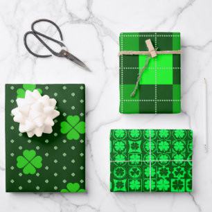 FEUILLE DE PAPIER CADEAU TONS LUMINEUSES DE SHAMROCKS IRLANDAIS VERTS