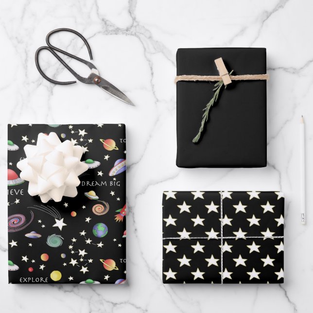 Feuille De Papier Cadeau Univers magique noir (Recto)