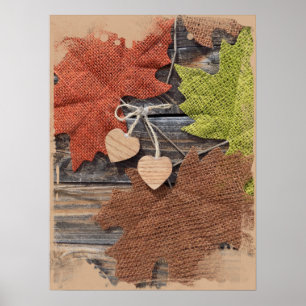 Feuilles d'automne avec affiche de coeurs