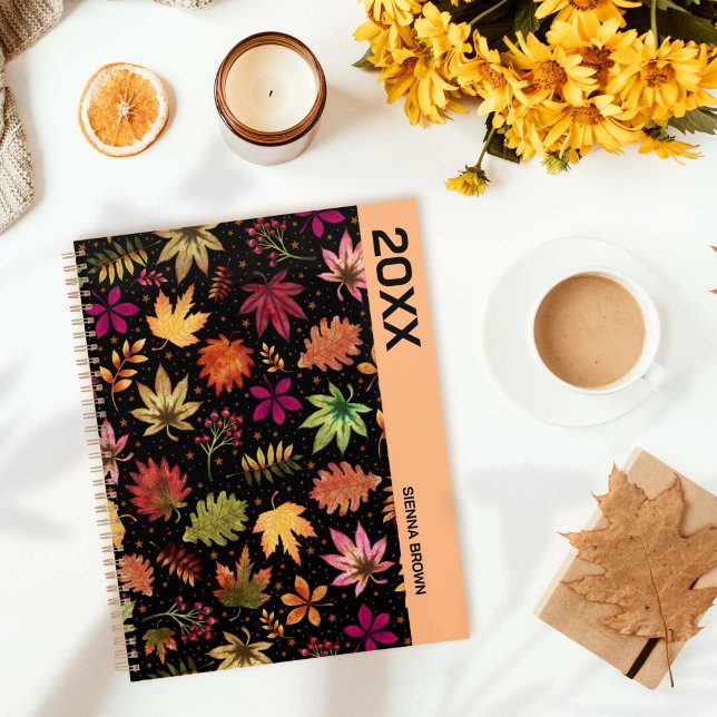 Feuilles d'automne botaniques sur le noir (Botanical Autumn Leaves Fall Foliage on Black Planner)