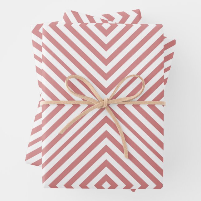 Feuilles de papier à envelopper au diamant rose (En situation)