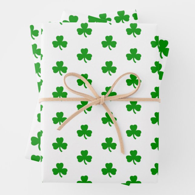 Feuilles de papier d'enveloppement de trèfle (En situation)
