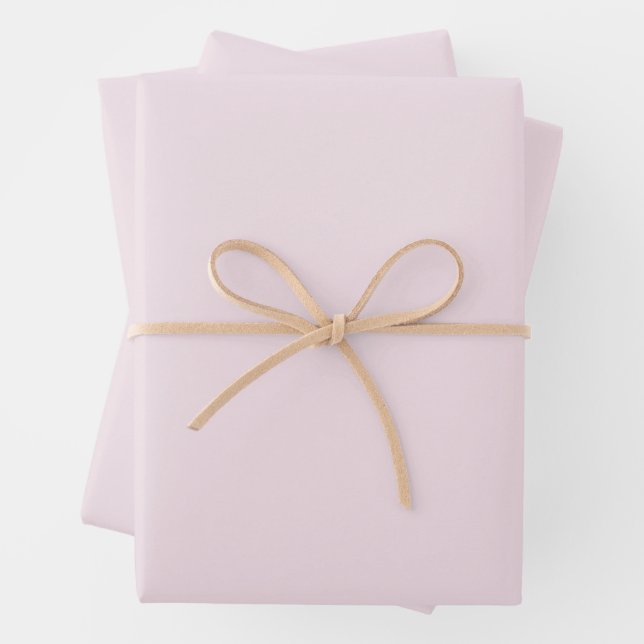 Feuilles de papier d'enveloppement rose pour bébé  (En situation)