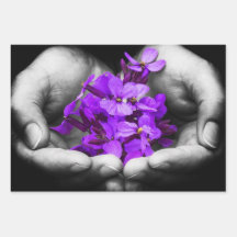 Feuilles d'enveloppement de fleurs violettes