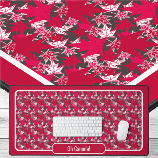 Feuilles d'érable sur un Arrière - plan de charbon