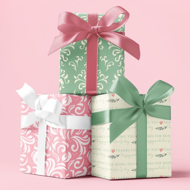 Feuillets de papier pour l'enlèvement de la Saint- (Celebrate someone special with these Valentine's Day, "Thanks for being you" wrapping paper sheets! )