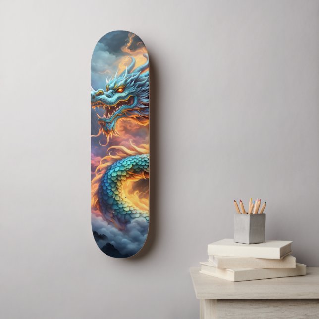Feuriger japanischer Drache Skateboard (Wandkunst)