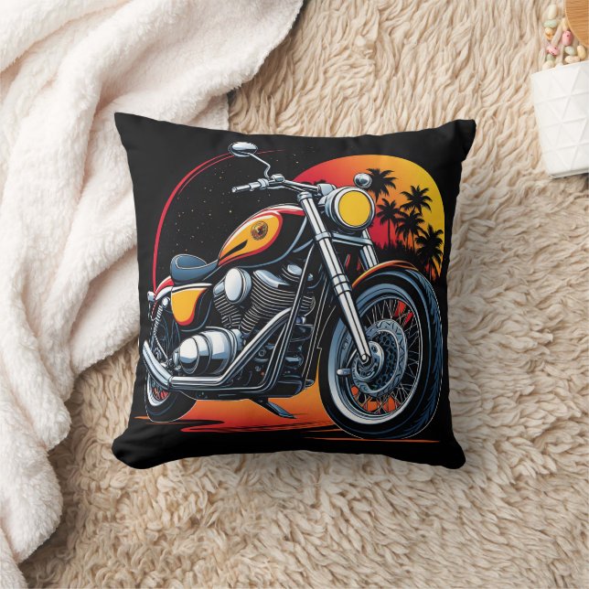 Feuriges Motorrad gegen einen tropischen Sonnenunt Kissen (Decke)