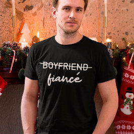 Fiancé Verlobte Couples Verlobung Verlobt Boyfrien T-Shirt