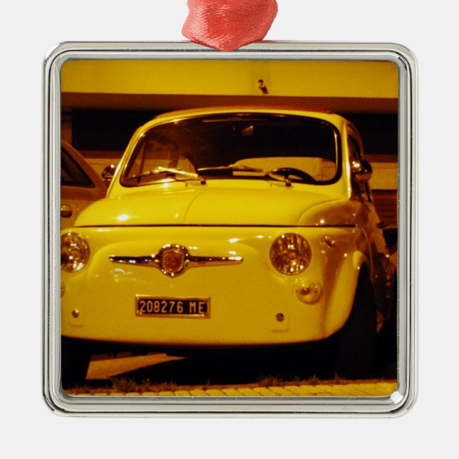 Fiat 500 Abarth. Silbernes Ornament (Vorne)