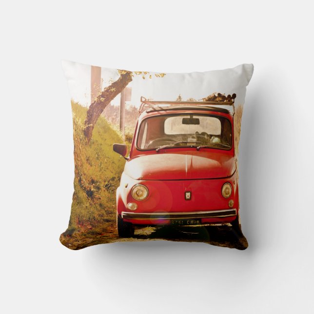 Fiat 500 in Italien, klassisches Autokissen Kissen (Vorderseite)