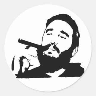 Fidel Castro mit Zigarren-Porträt-Aufkleber Runder Aufkleber