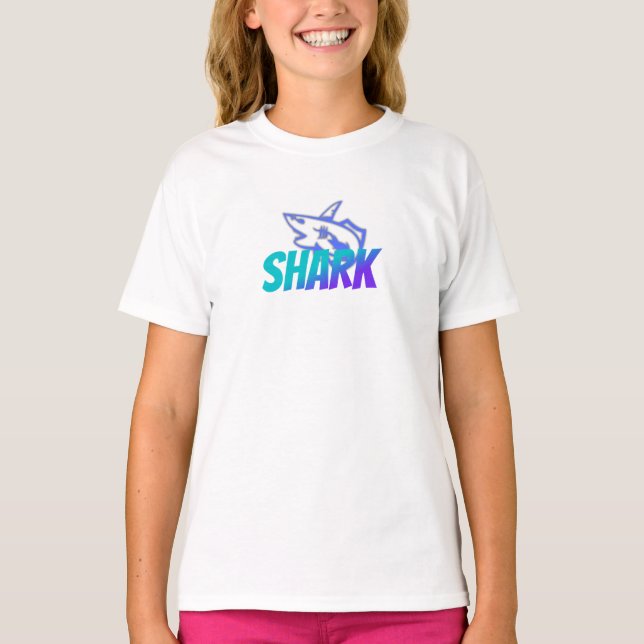 Fierce Gradient Shark Logo | Bold Ocean Vibes T-Shirt (Vorderseite)