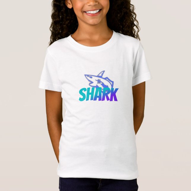 Fierce Gradient Shark Logo | Bold Ocean Vibes T-Shirt (Vorderseite)