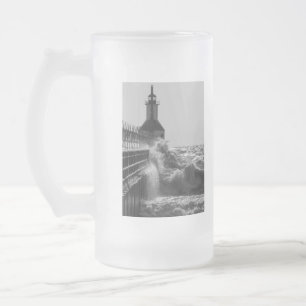 Fierce Waves bei St Joseph Grayscale Mattglas Bierglas