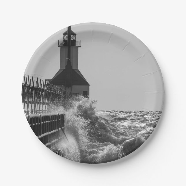 Fierce Waves bei St Joseph Grayscale Pappteller (Vorderseite)