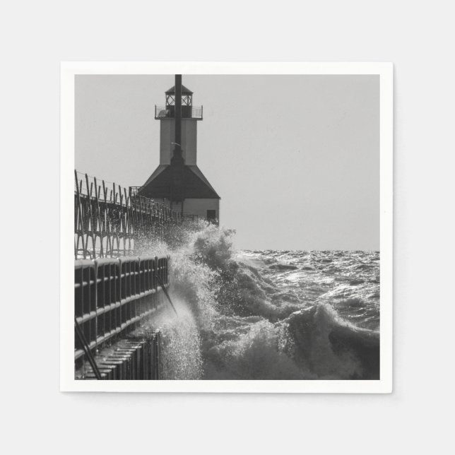 Fierce Waves bei St Joseph Grayscale Serviette (Vorderseite)