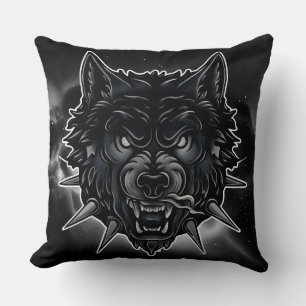 Fierce Wolf Illustration mit Spiked Collar Kissen