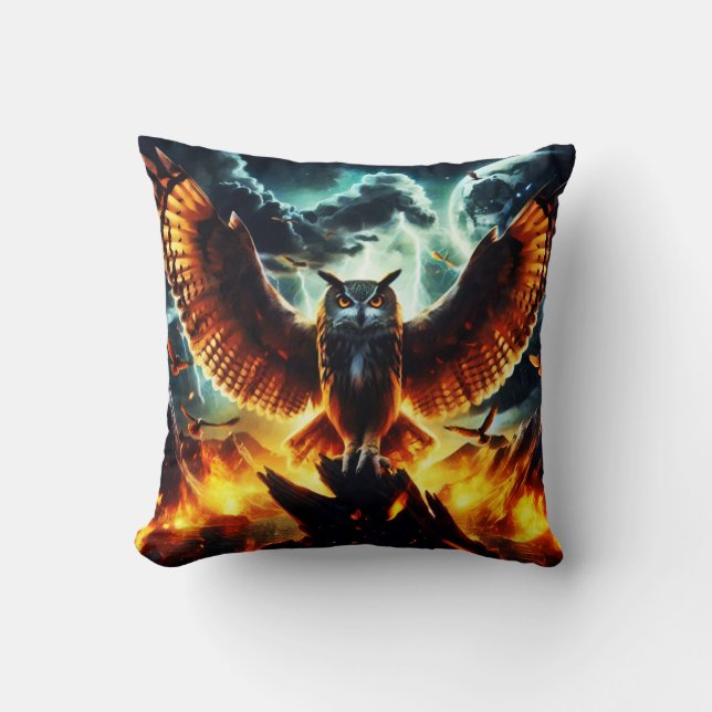 Fiery Owl Moonrise Kissen (Vorderseite)