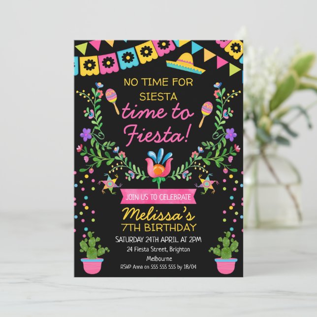 Fiesta Mexican Floral Birthday Einladung (Stehend Vorderseite)
