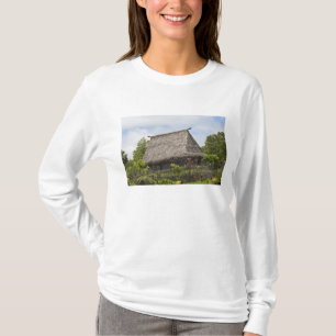 Fiji, Viti Levu Insel. Polynesisches Kulturzentrum T-Shirt