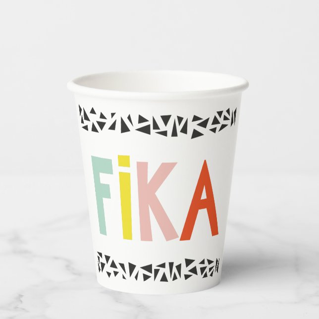 Fika Colors Black Pappbecher (Vorderseite)
